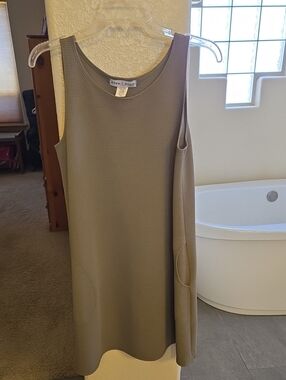Rove & Roam Textured Sleeveless Shift Dress in Taupe
